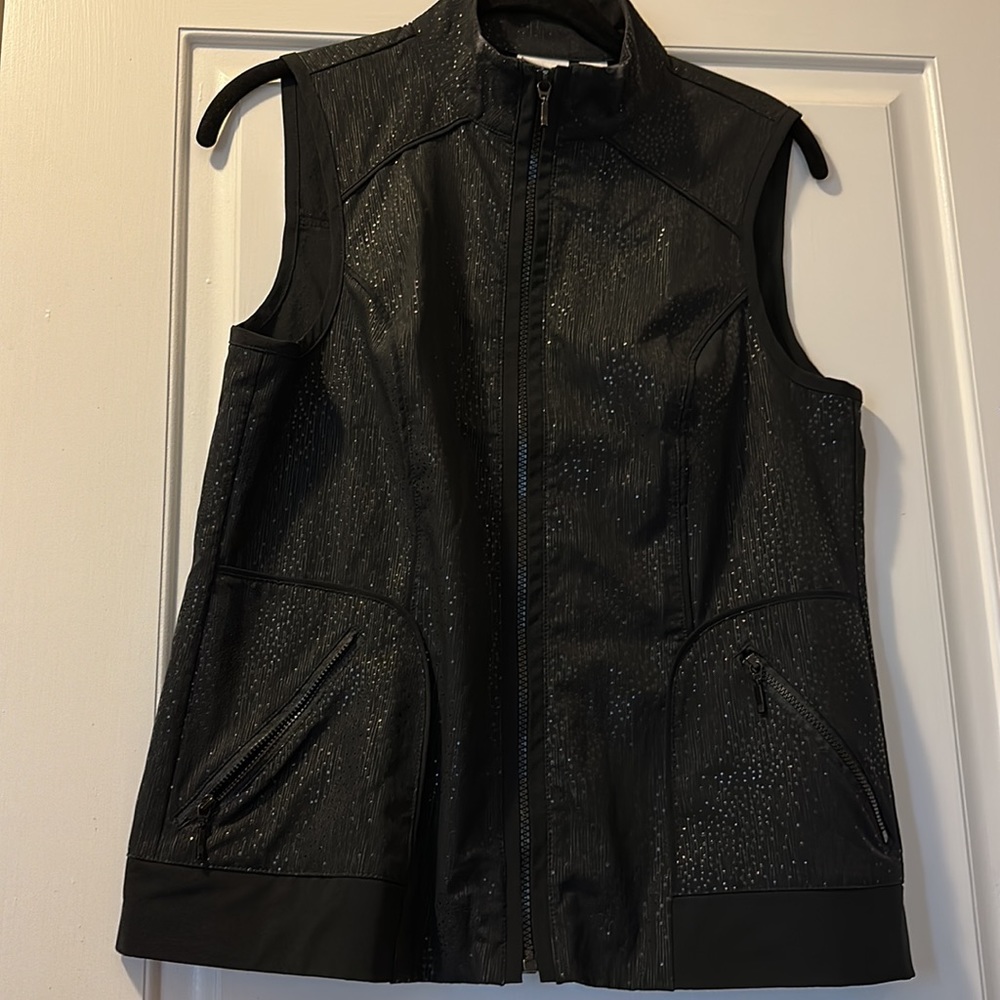 Zenergy by Chico’s black vest